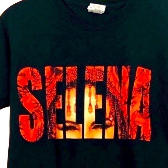 Selena Gomez VTG  2013 Black Graphic Concert T-Shirt - Picture 1 of 4